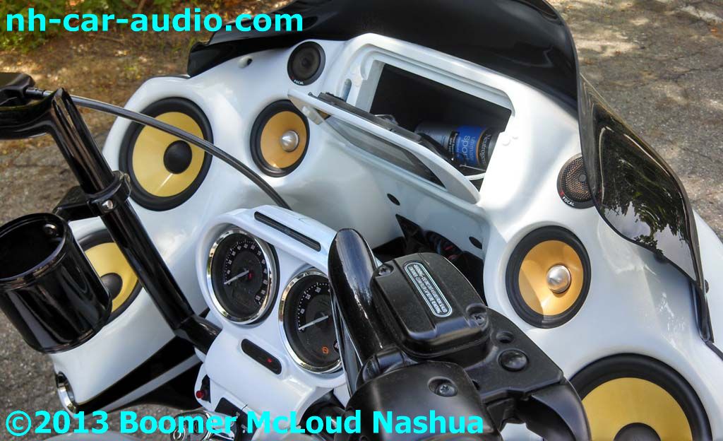 Harley-Roadglide-motorized-glove-box-custom-radio-open