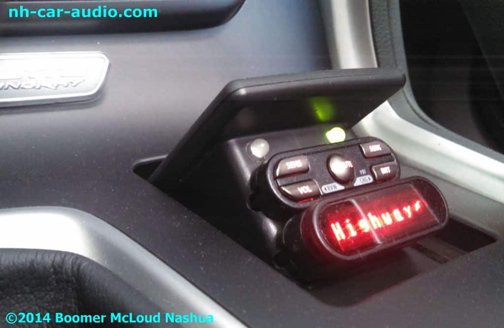 2014_Corvette-hidden-radar-display