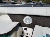 Sea-Ray-clean-install-M650-speakers